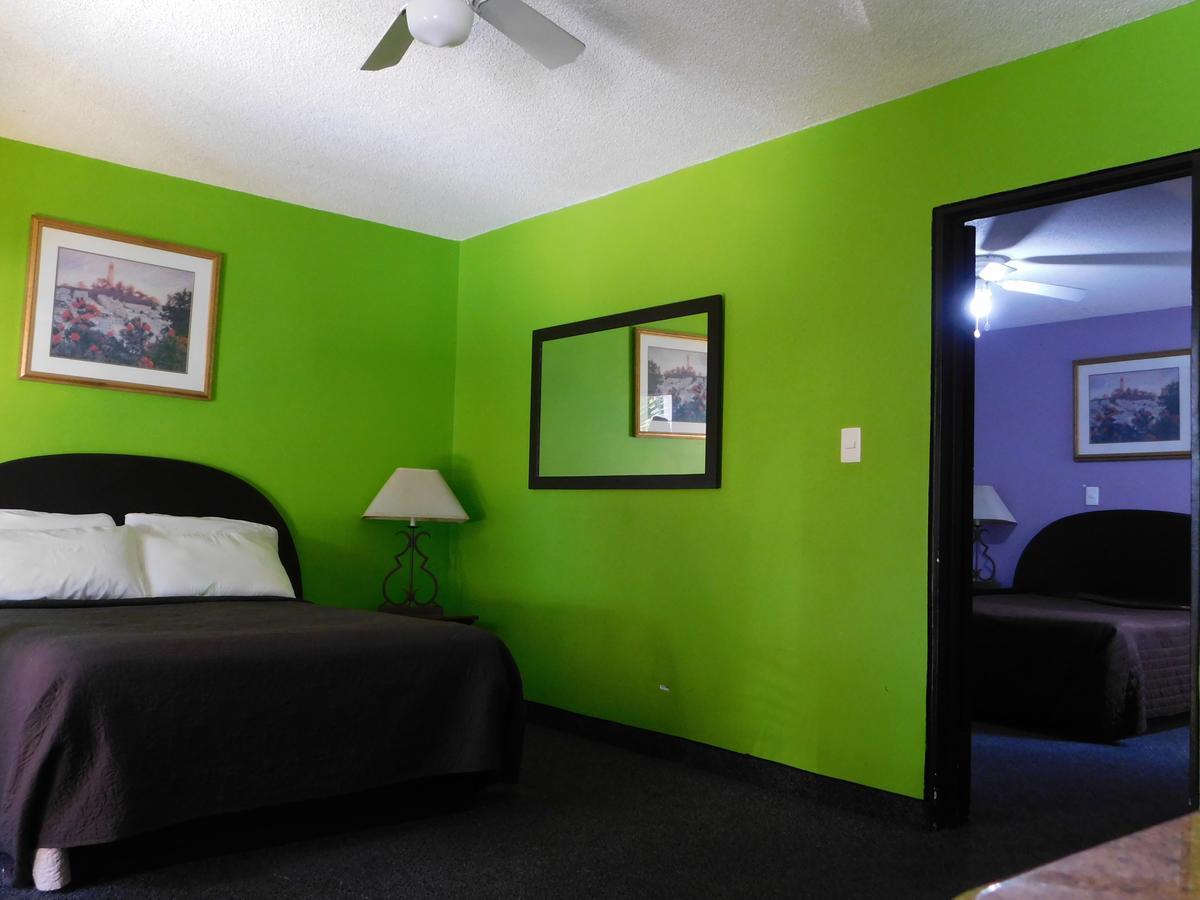 Hotel Suites Royal Tijuana Buitenkant foto