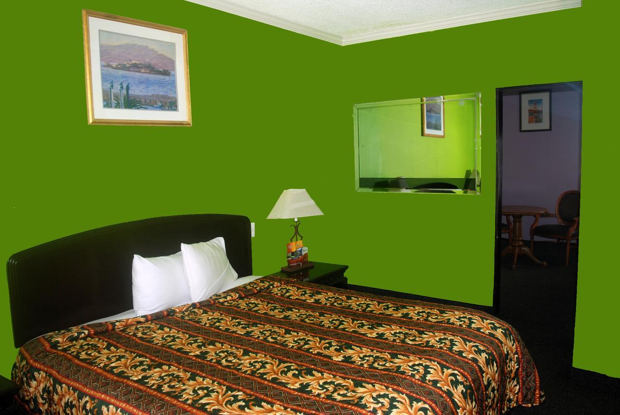 Hotel Suites Royal Tijuana Buitenkant foto